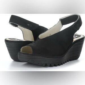 FLY LONDON YEAY PEEP TOE SANDALS IN BLACK CUPIDO 40 9-9.5